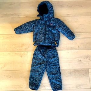 Patagonia jacket and snow pants size 3t